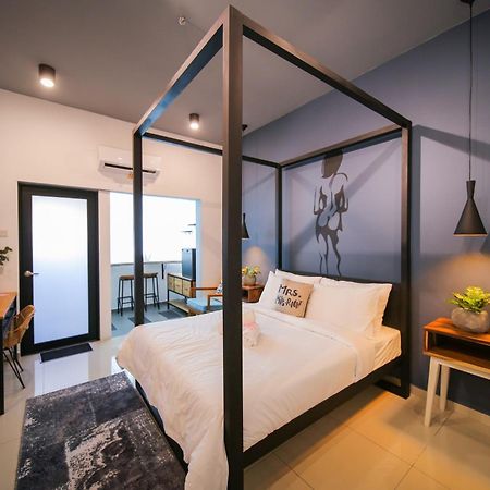 The Best Hotel In Bayan Lepas - The Lov Penang Zewnętrze zdjęcie