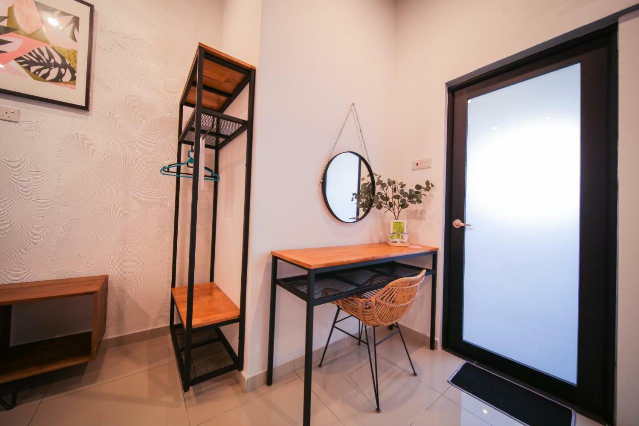 The Best Hotel In Bayan Lepas - The Lov Penang Zewnętrze zdjęcie