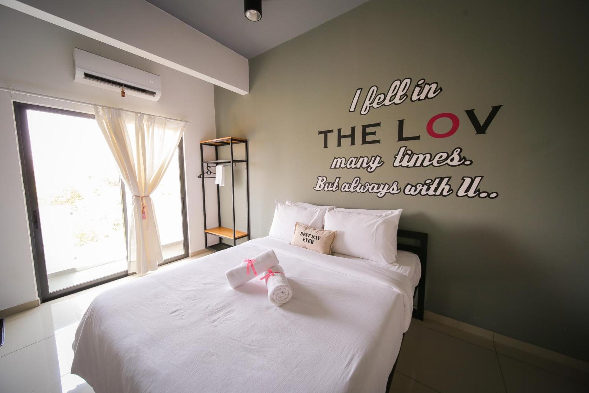 The Best Hotel In Bayan Lepas - The Lov Penang Zewnętrze zdjęcie