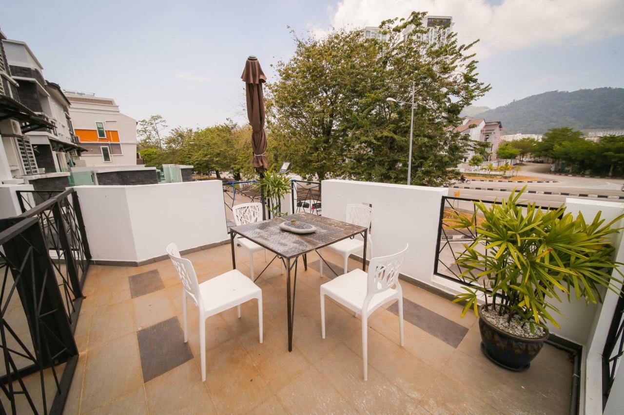 The Best Hotel In Bayan Lepas - The Lov Penang Zewnętrze zdjęcie